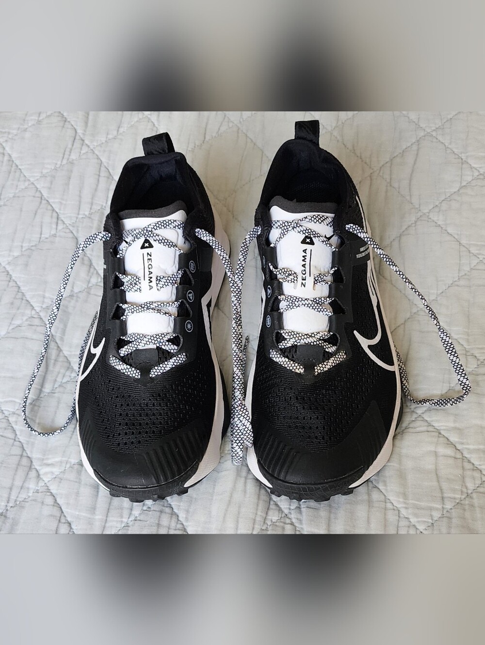 Nike Zegama Zoom X Trail Running Shoes in Black and White